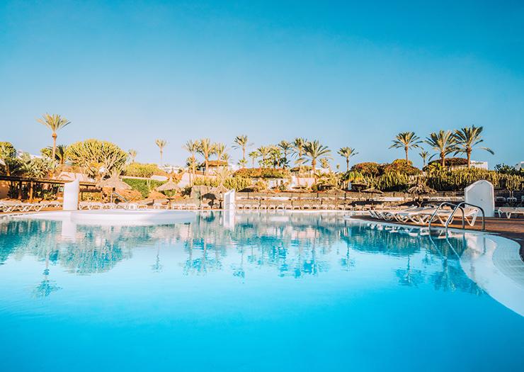 OBTÉN HASTA UN 10 % DE DESCUENTO Hoteles López OBTÉN HASTA UN 10 % DE DESCUENTO Hoteles López