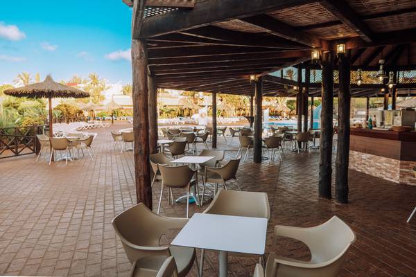 Bar de piscine Hôtel HL Club Playa Blanca**** Lanzarote