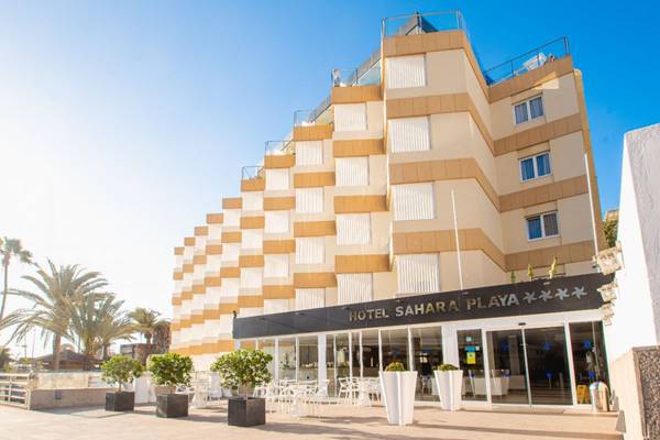 Façade Hôtel HL Sahara Playa**** en Gran Canaria