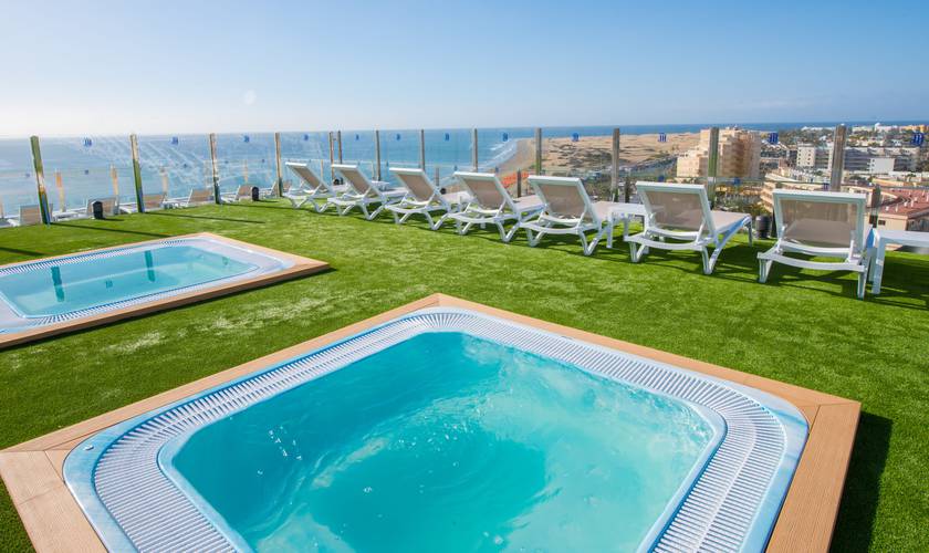 Solárium Hôtel HL Suitehotel Playa del Ingles**** Gran Canaria