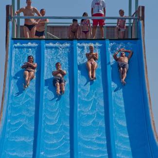PARC AQUATIQUE Hôtel HL Club Playa Blanca**** en Lanzarote PARC AQUATIQUE Hôtel HL Club Playa Blanca**** en Lanzarote