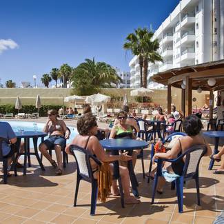 BAR DE PISCINE Hôtel HL Rondo**** en Gran Canaria BAR DE PISCINE Hôtel HL Rondo**** en Gran Canaria