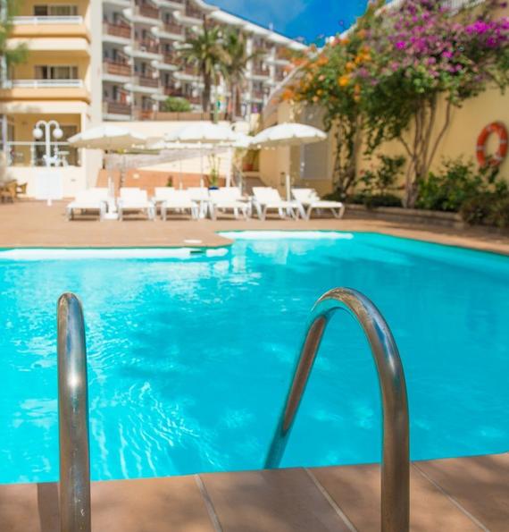 PISCINES Hôtel HL Sahara Playa**** Gran Canaria PISCINES Hôtel HL Sahara Playa**** Gran Canaria