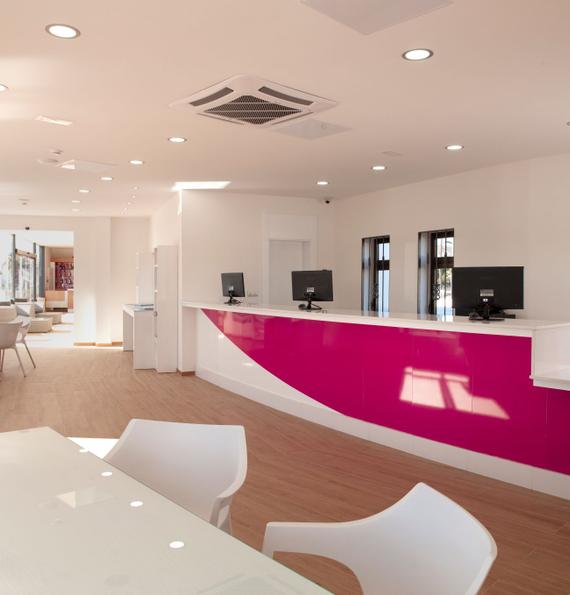 RÉCEPTION 24H/24 Hôtel HL Río Playa Blanca**** Lanzarote RÉCEPTION 24H/24 Hôtel HL Río Playa Blanca**** Lanzarote