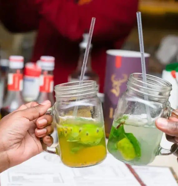Zone «Adults Only» du bar Chill Out Hôtel HL Miraflor Suites**** Gran Canaria Zone «Adults Only» du bar Chill Out Hôtel HL Miraflor Suites**** Gran Canaria