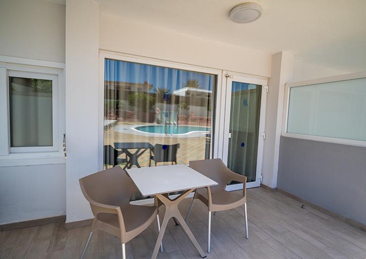 SUITE JUNIOR AVEC JACUZZI Hôtel HL Suite Nardos**** Gran Canaria SUITE JUNIOR AVEC JACUZZI Hôtel HL Suite Nardos**** Gran Canaria